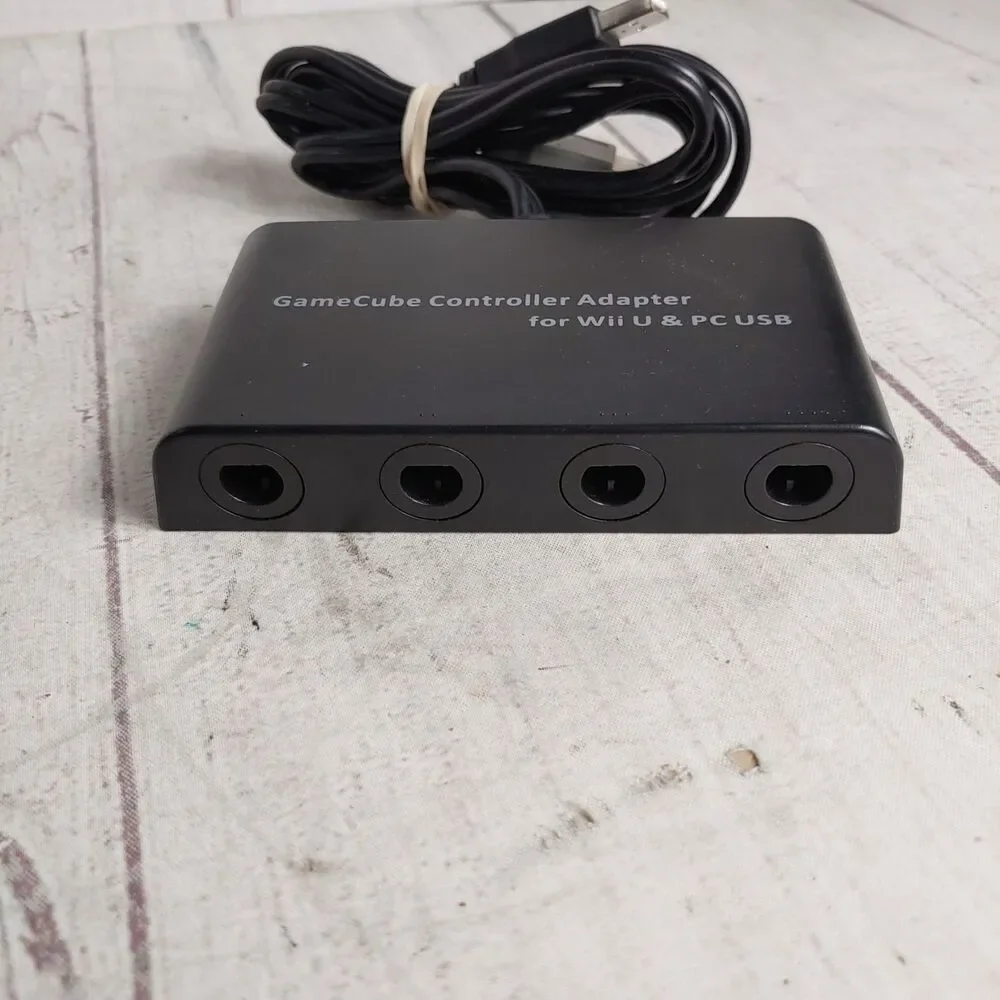 GameCube Controller Adapter 4 Port Hub for Wii U & PC USB Black Converter TESTED